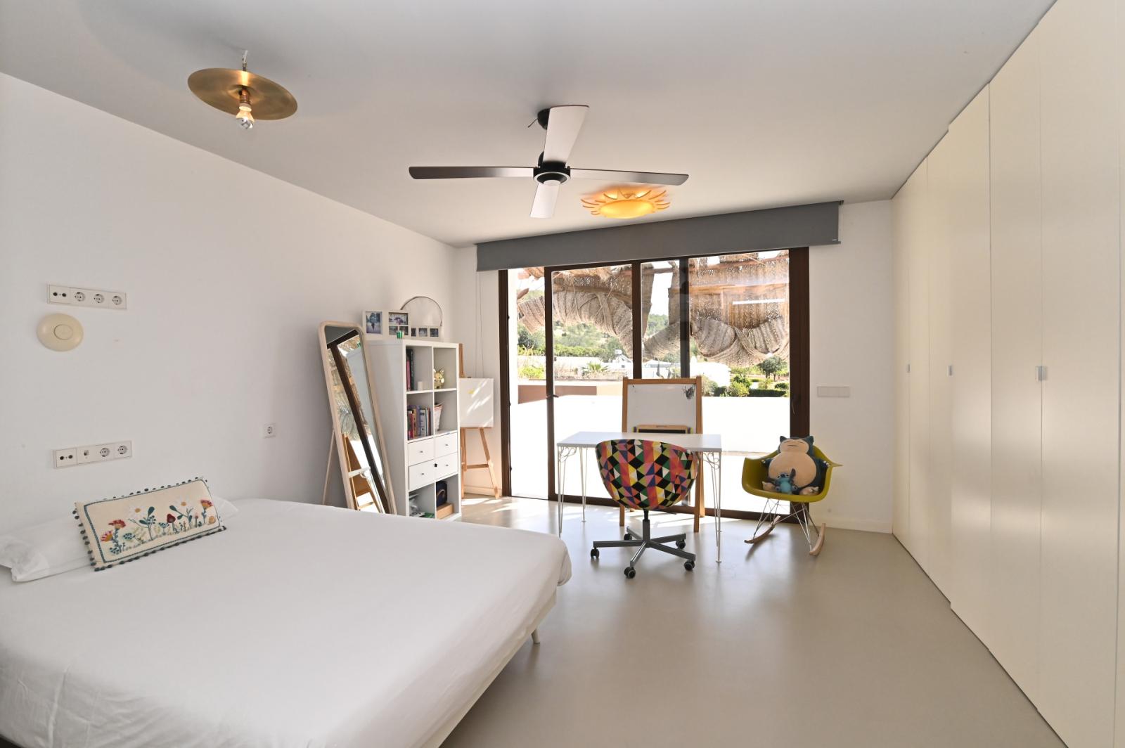 Villa for Rent in Santa Eulalia del Río