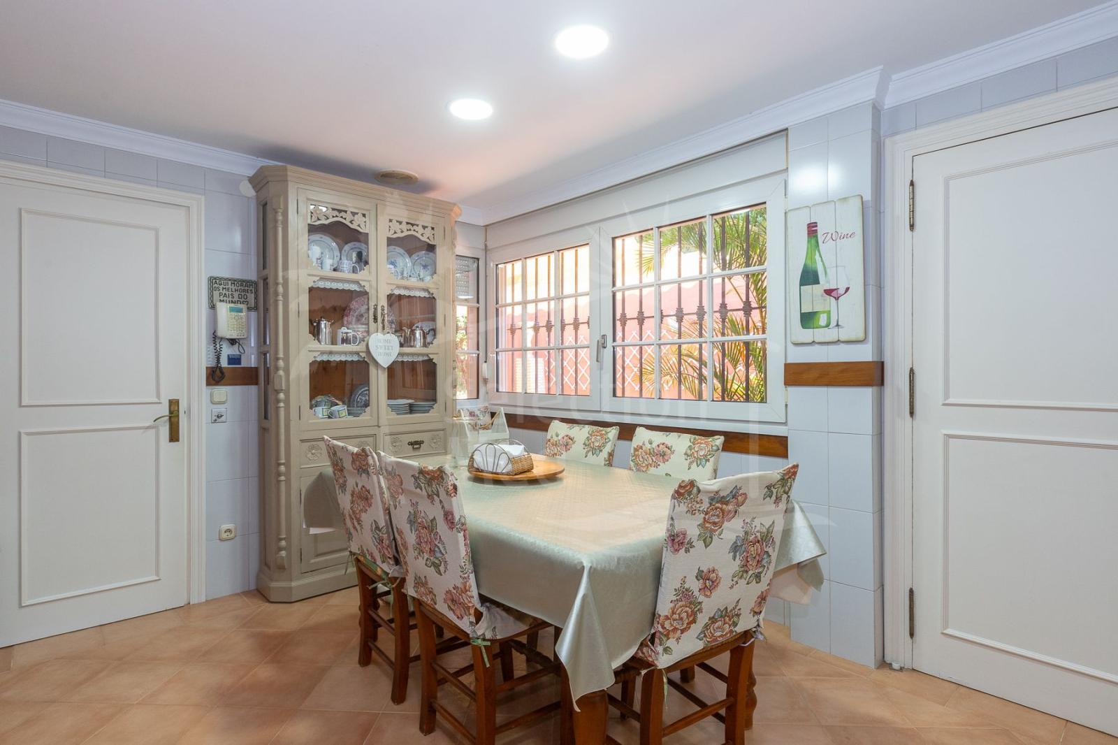 Villa en Venta en Estepona