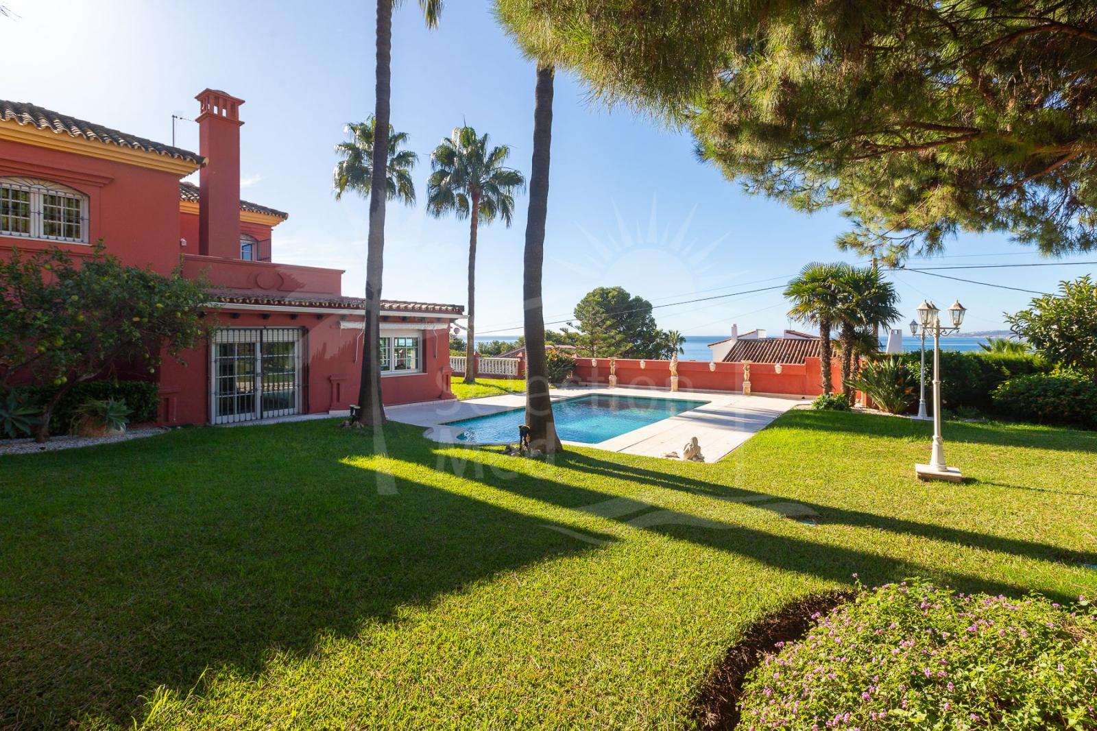 Villa en Venta en Estepona