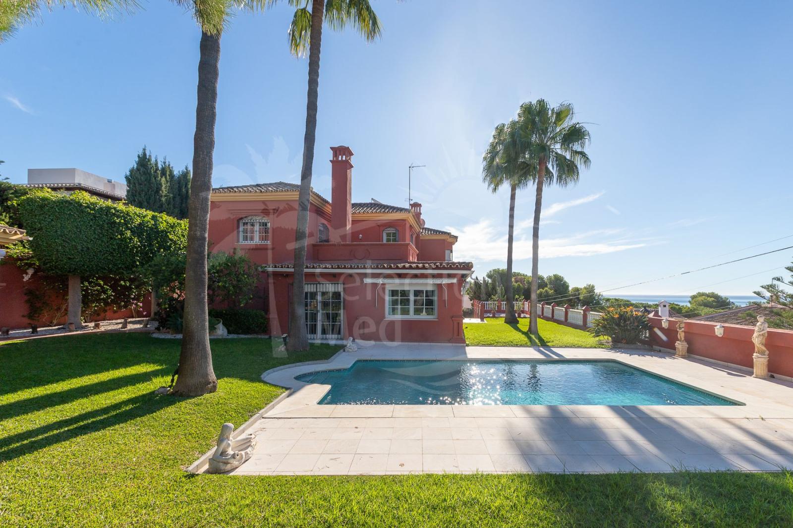Villa en Venta en Estepona