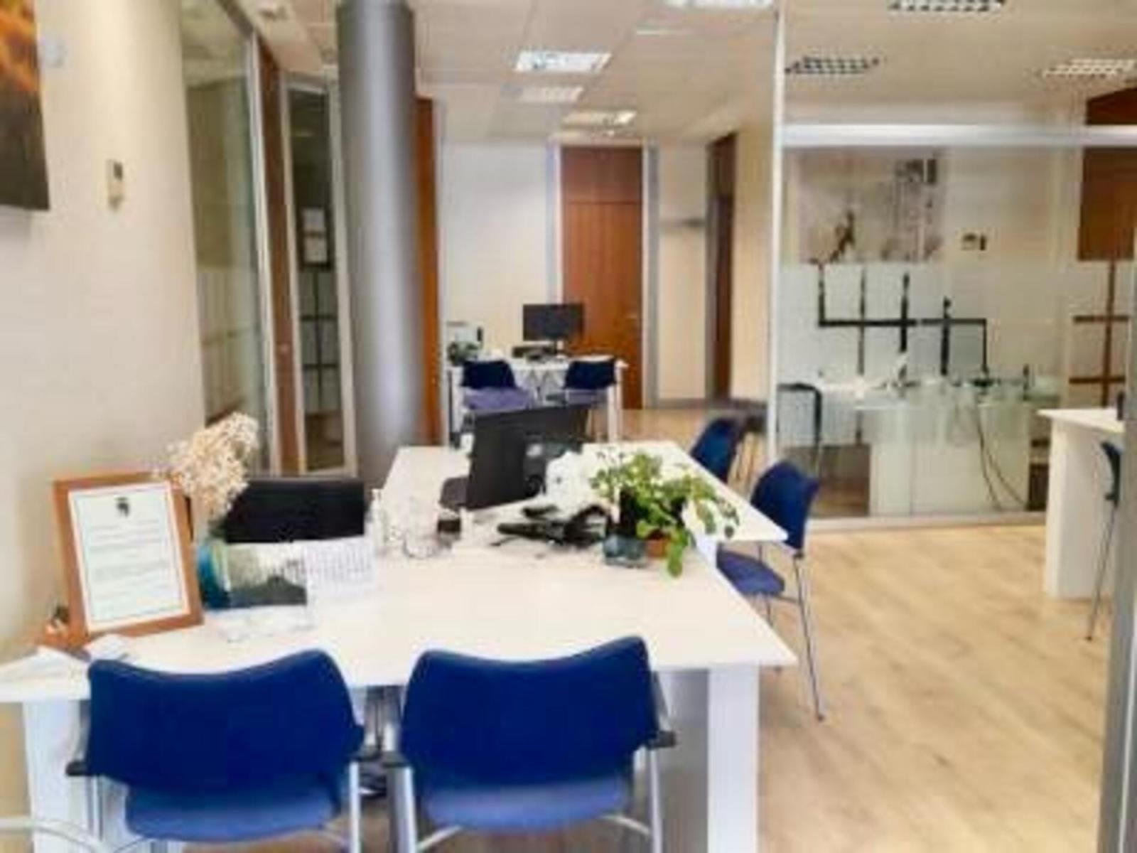 Office for Sale in Coín
