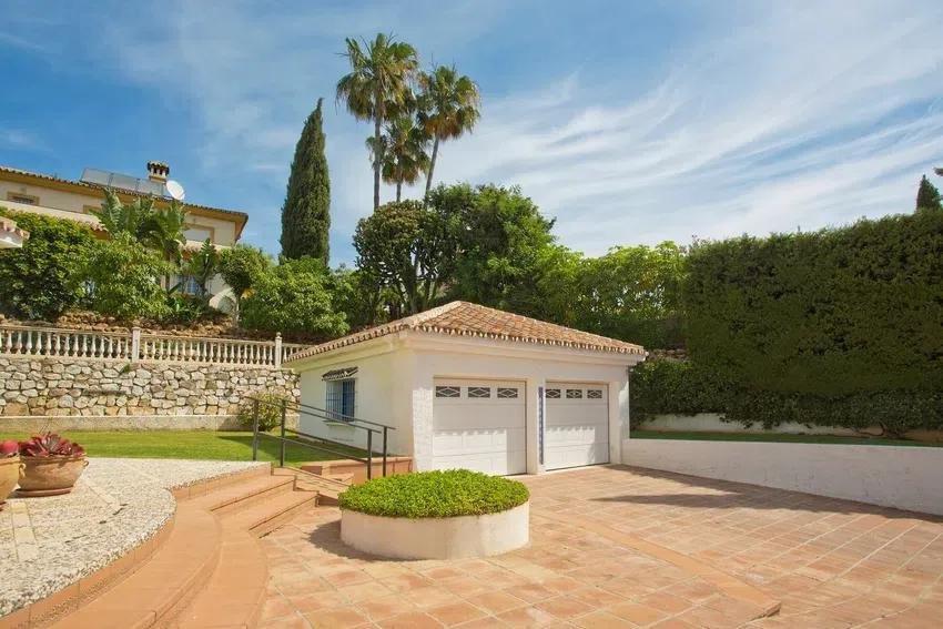 Chalet for Sale in Mijas