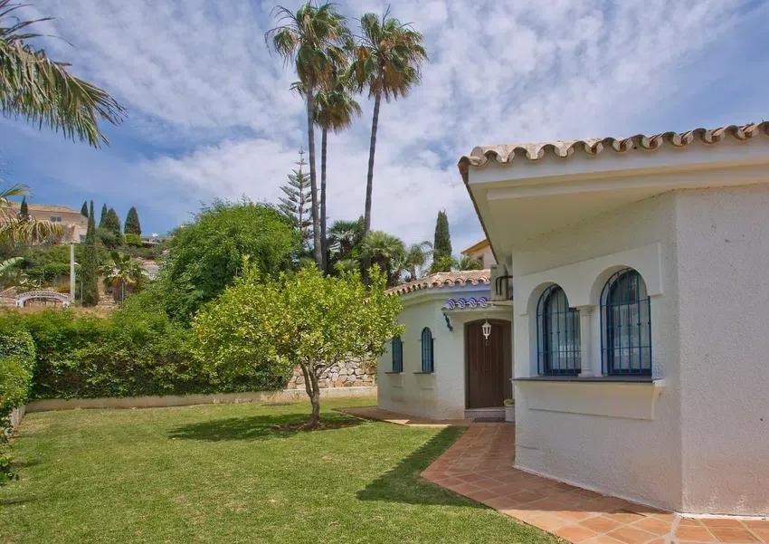 Chalet for Sale in Mijas