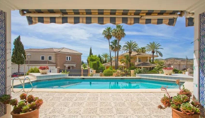 Chalet for Sale in Mijas