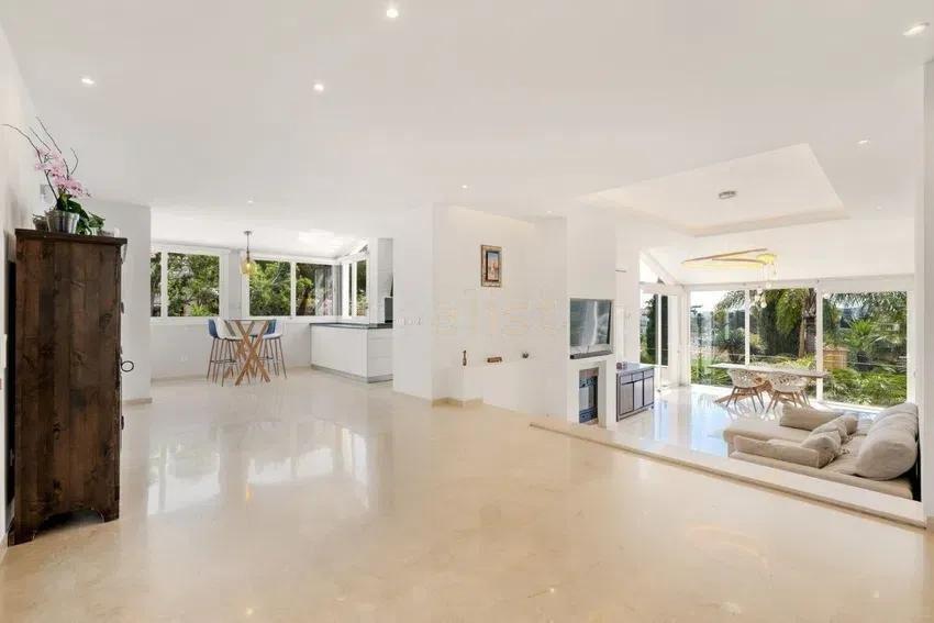 Villa for Sale in Mijas