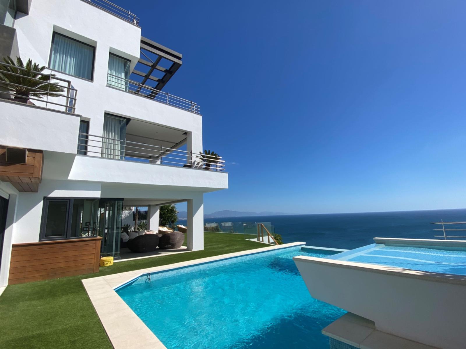 Villa en Venta en Manilva