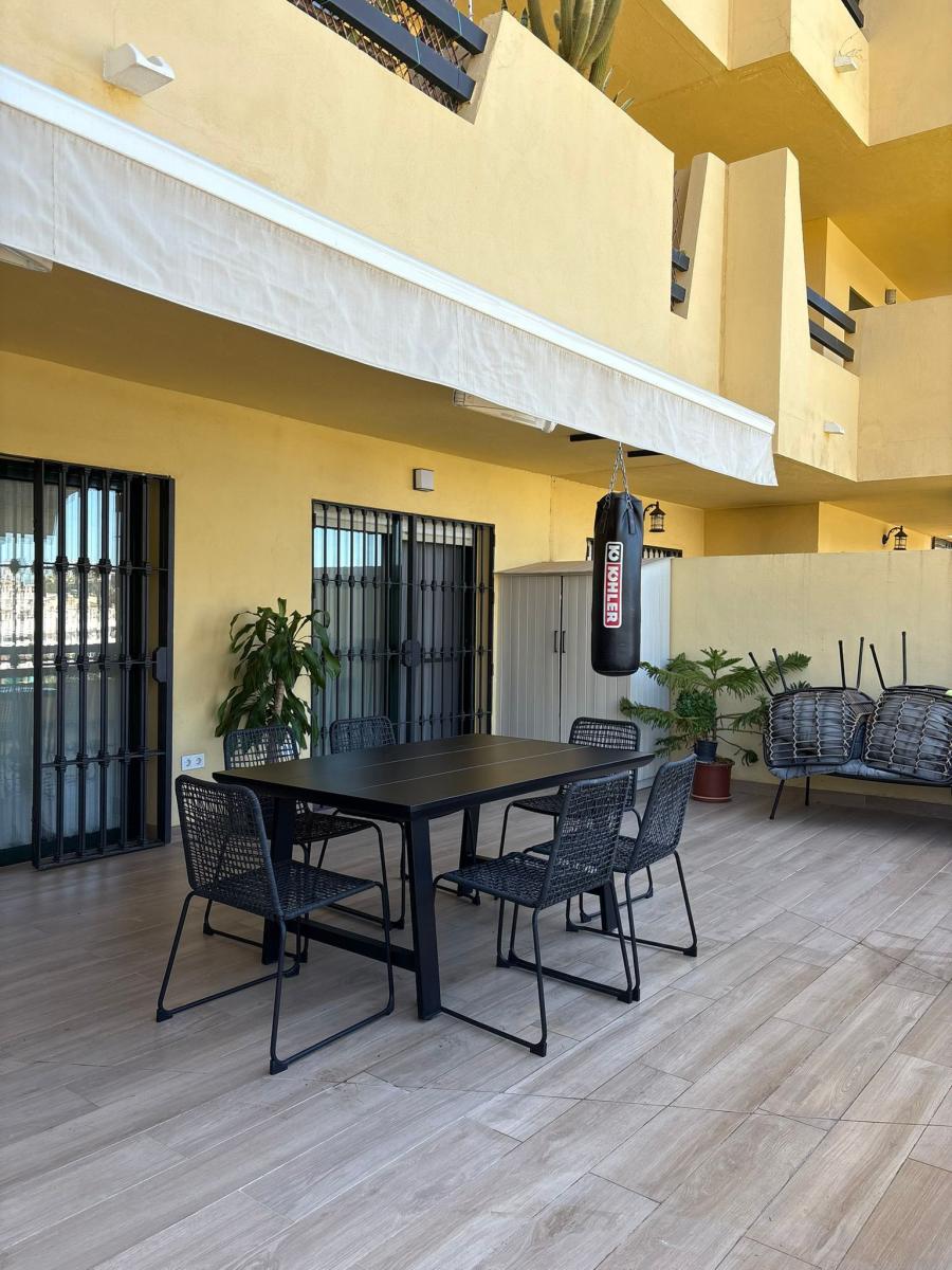 Apartamento en Venta en Estepona