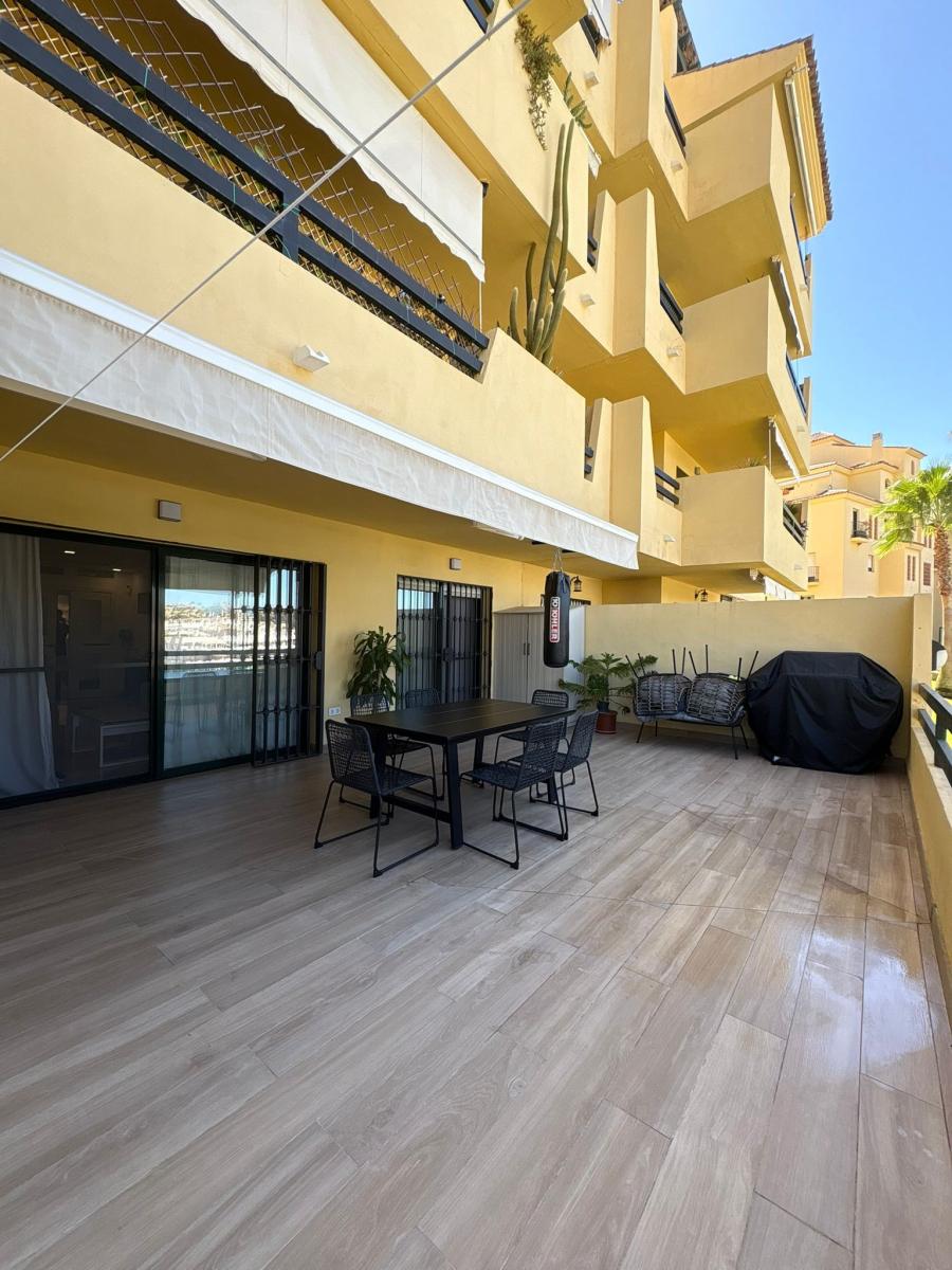 Apartamento en Venta en Estepona