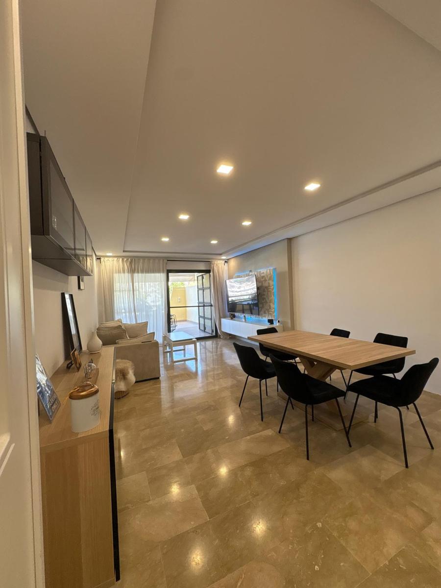 Apartamento en Venta en Estepona