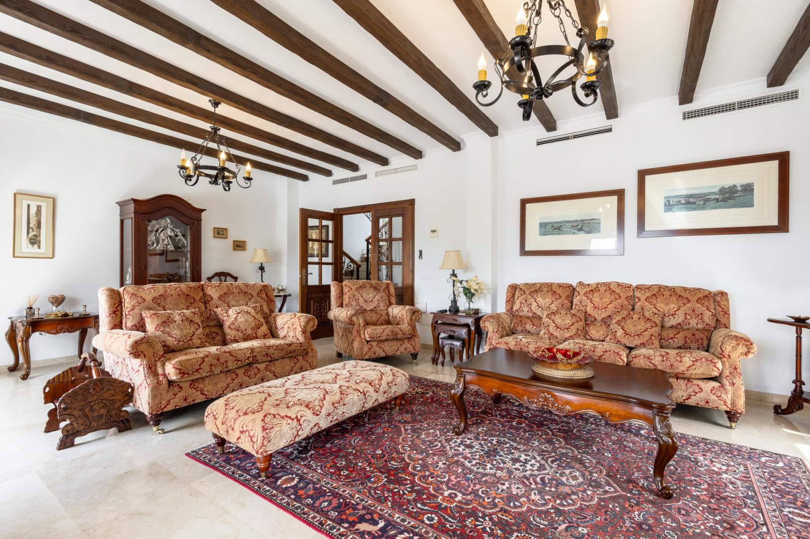 Villa en Venta en Alhaurín el Grande