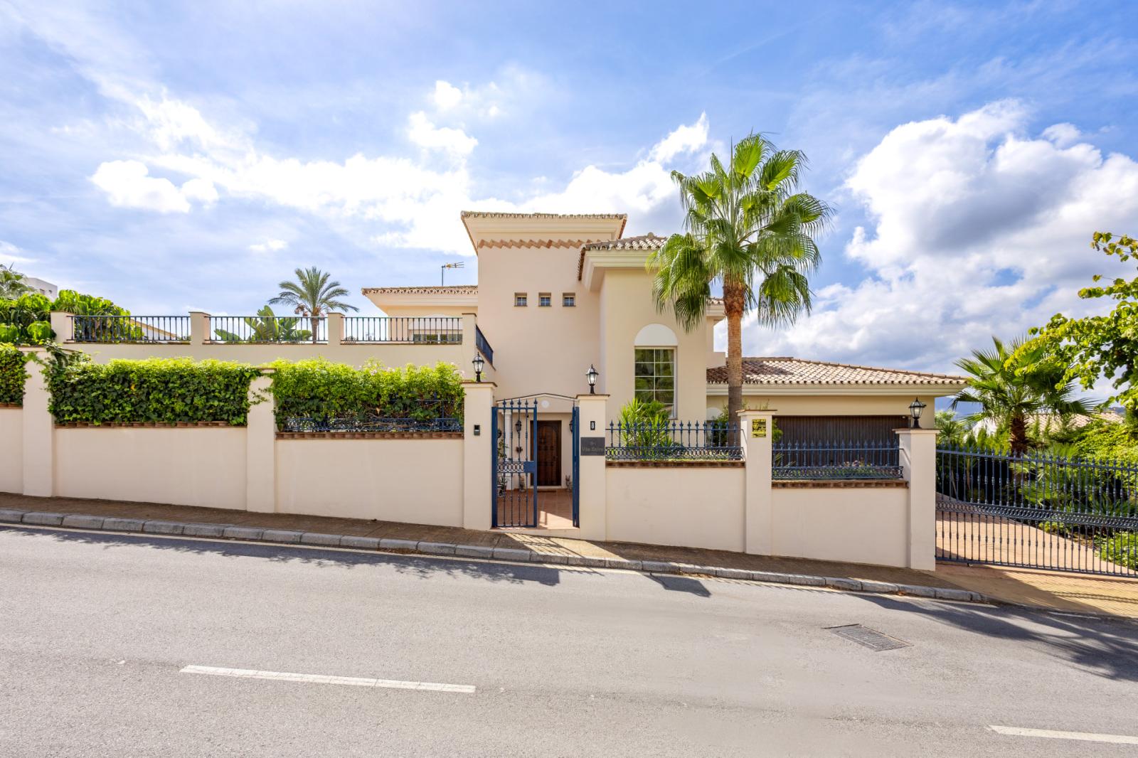 Villa en Venta en Alhaurín el Grande