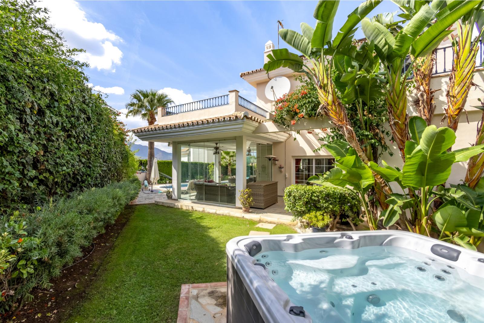 Villa en Venta en Alhaurín el Grande
