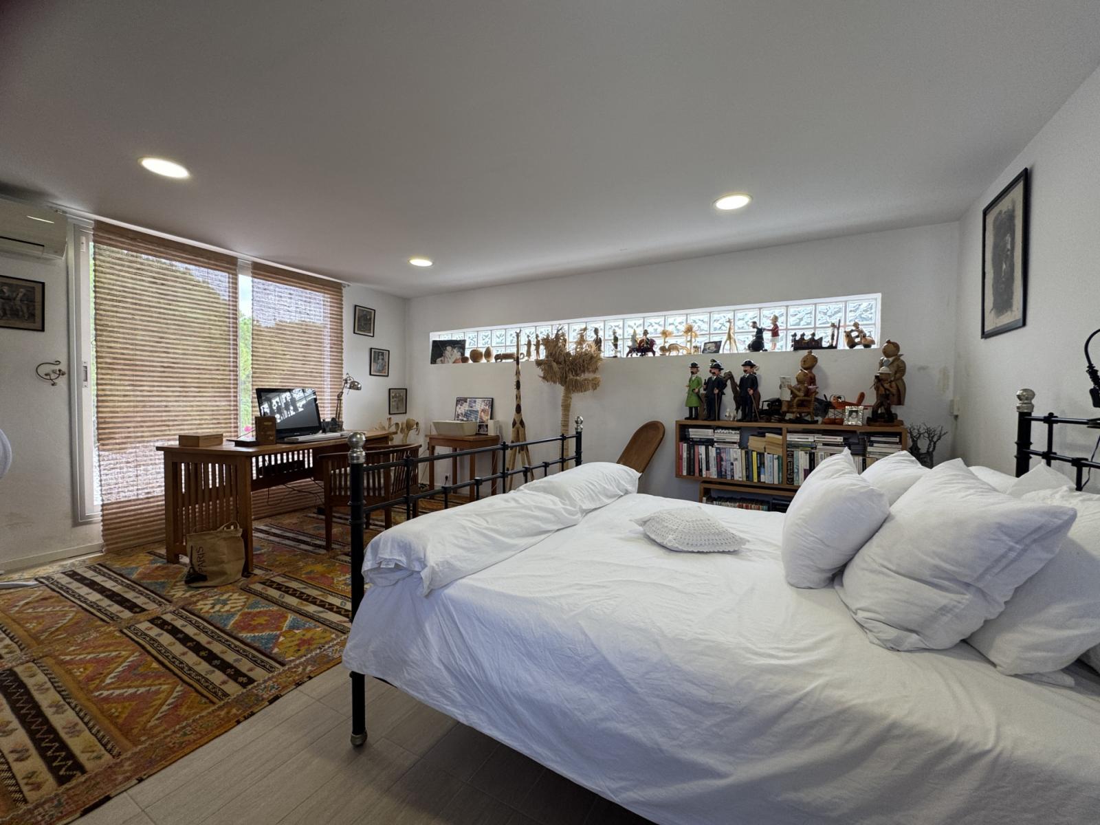 Villa for Sale in Alhaurín de la Torre