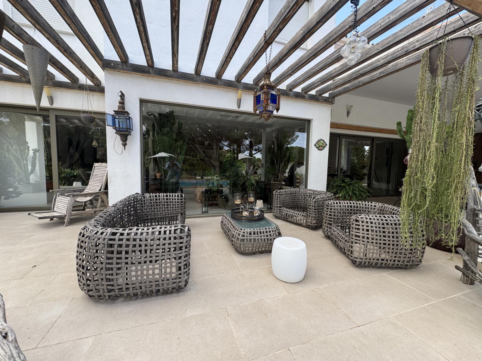 Villa for Sale in Alhaurín de la Torre