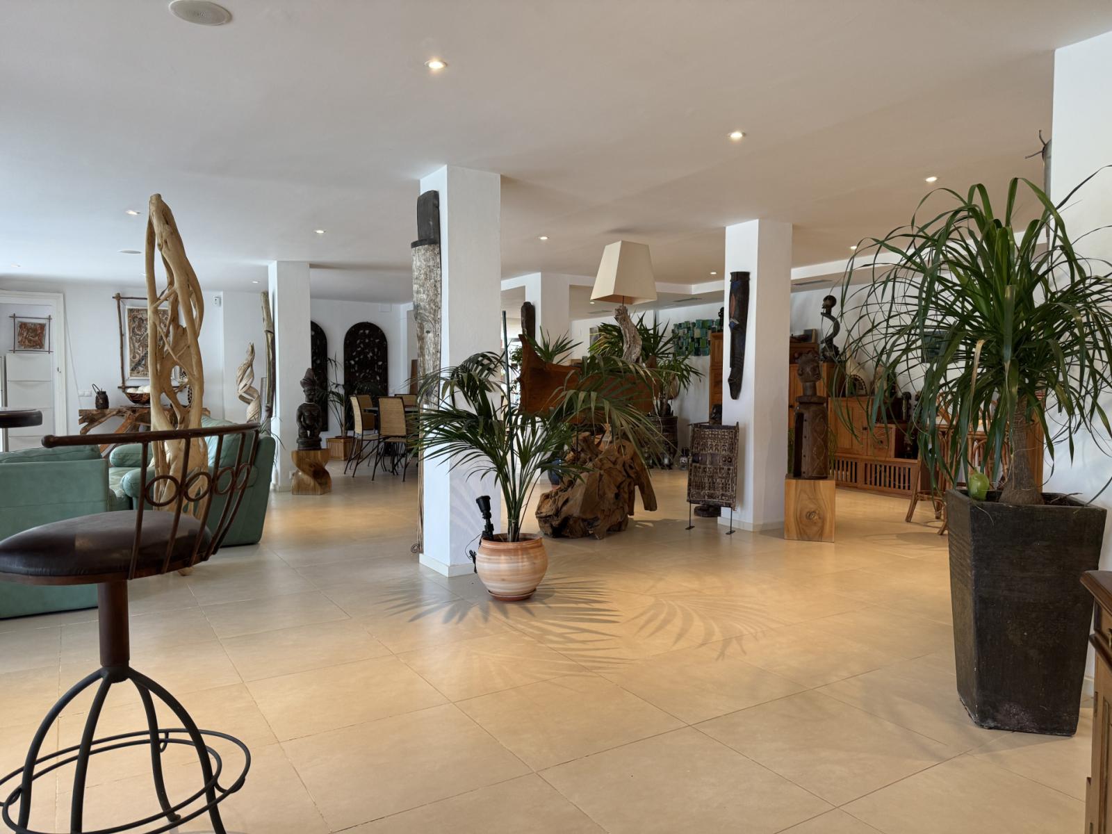 Villa for Sale in Alhaurín de la Torre