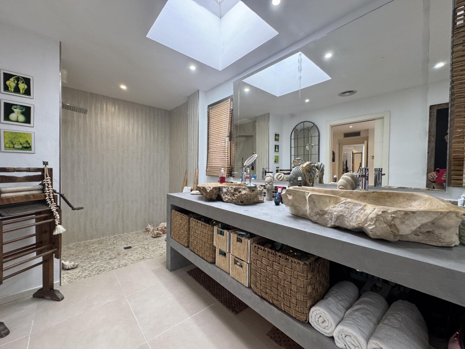 Villa for Sale in Alhaurín de la Torre