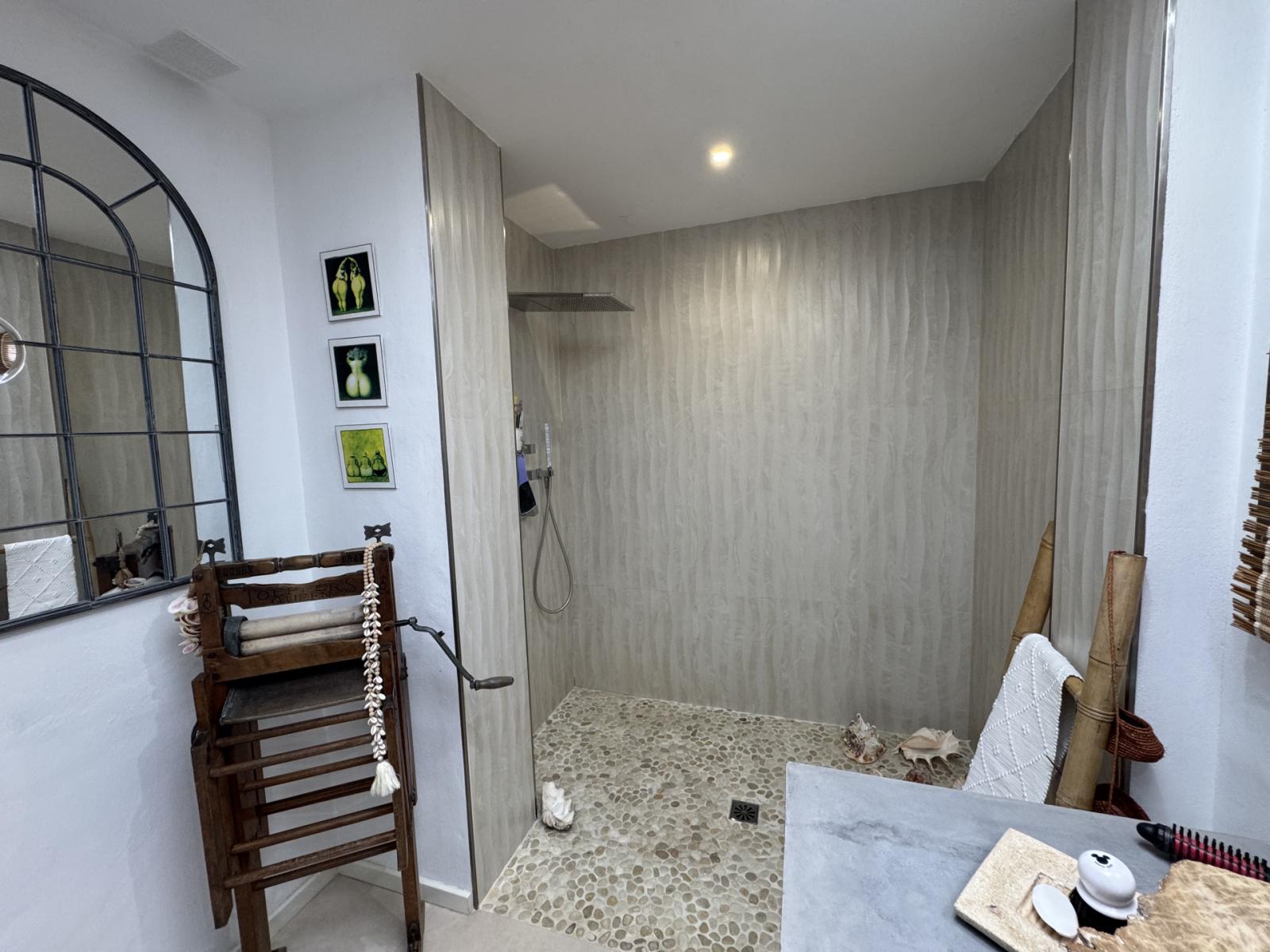 Villa for Sale in Alhaurín de la Torre