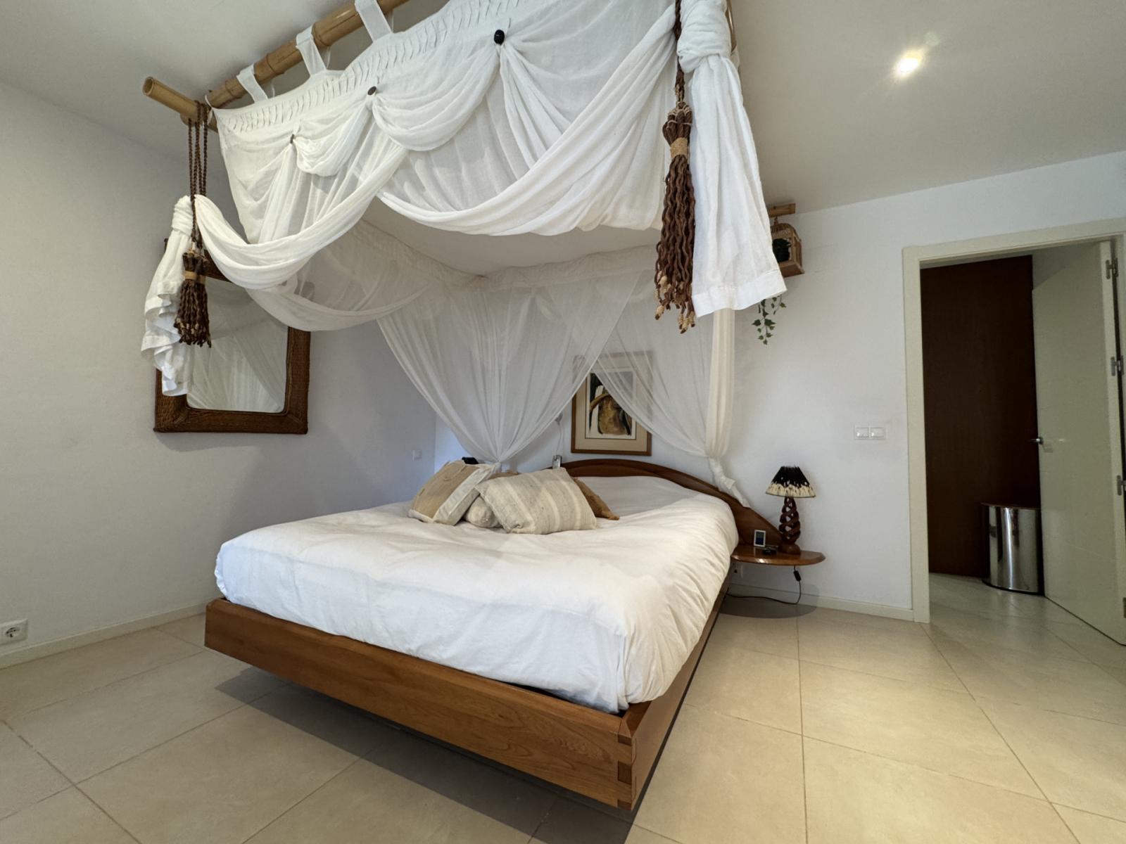 Villa for Sale in Alhaurín de la Torre