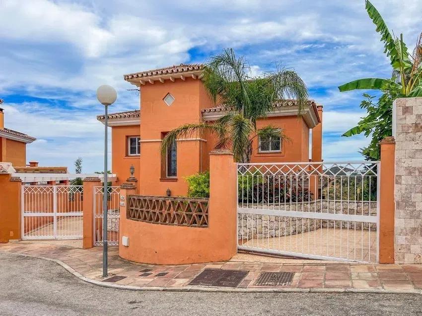 Villa for Sale in Mijas