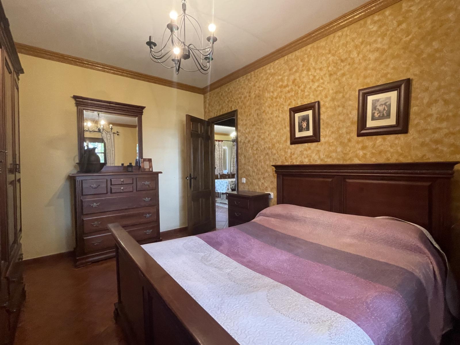House for Sale in Villanueva de la Concepcion