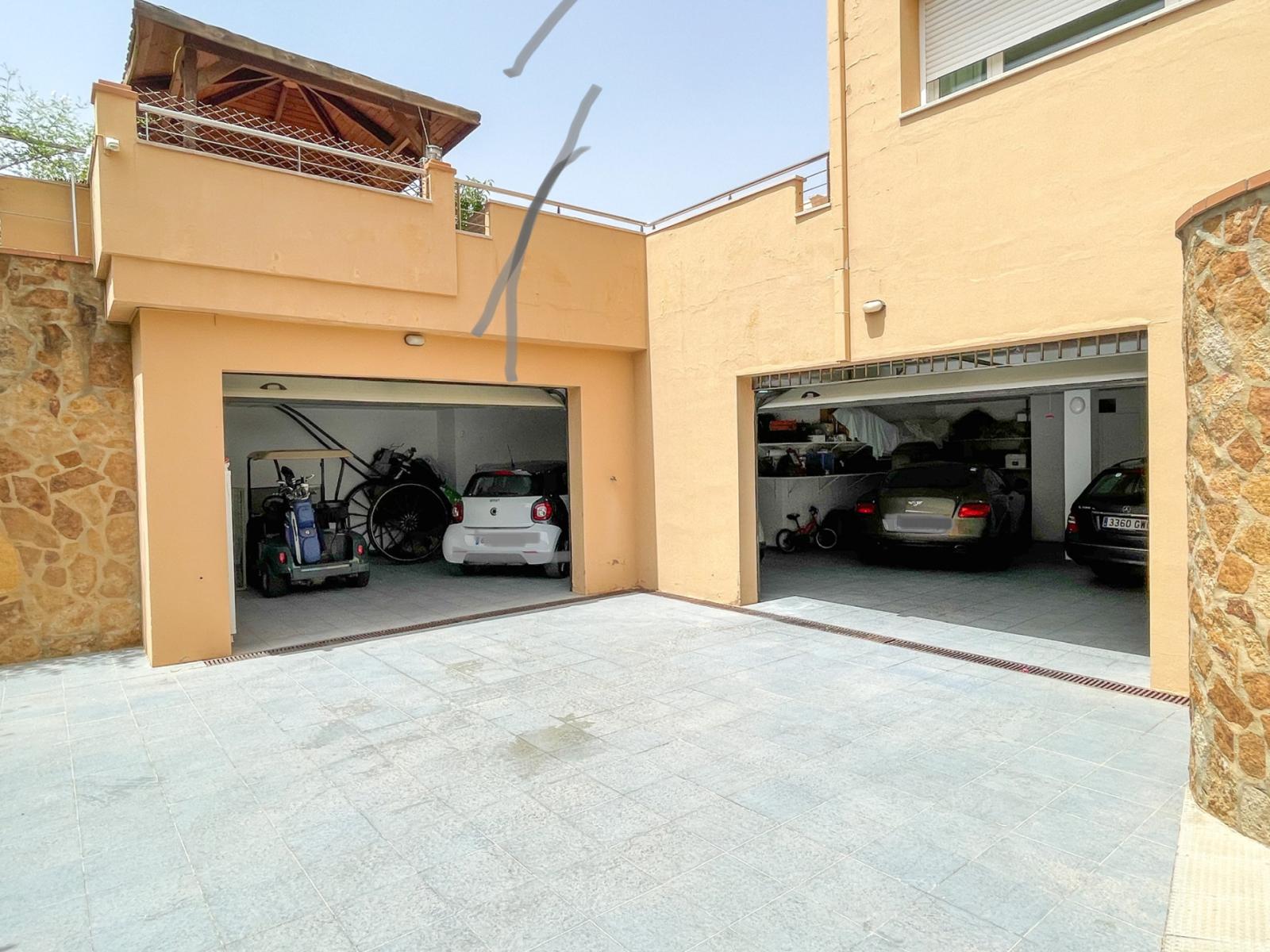 Villa for Sale in Antequera
