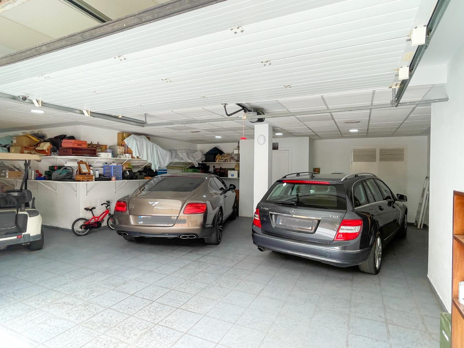 Villa for Sale in Antequera