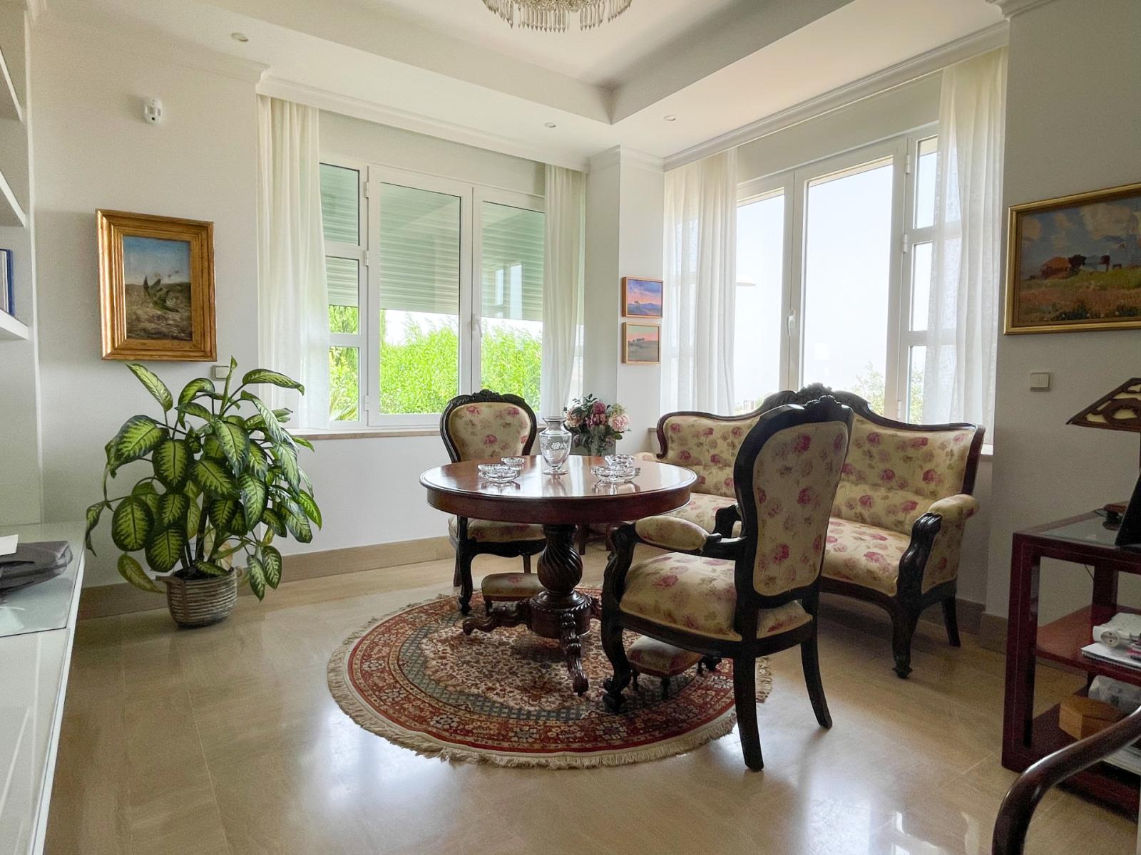 Villa for Sale in Antequera