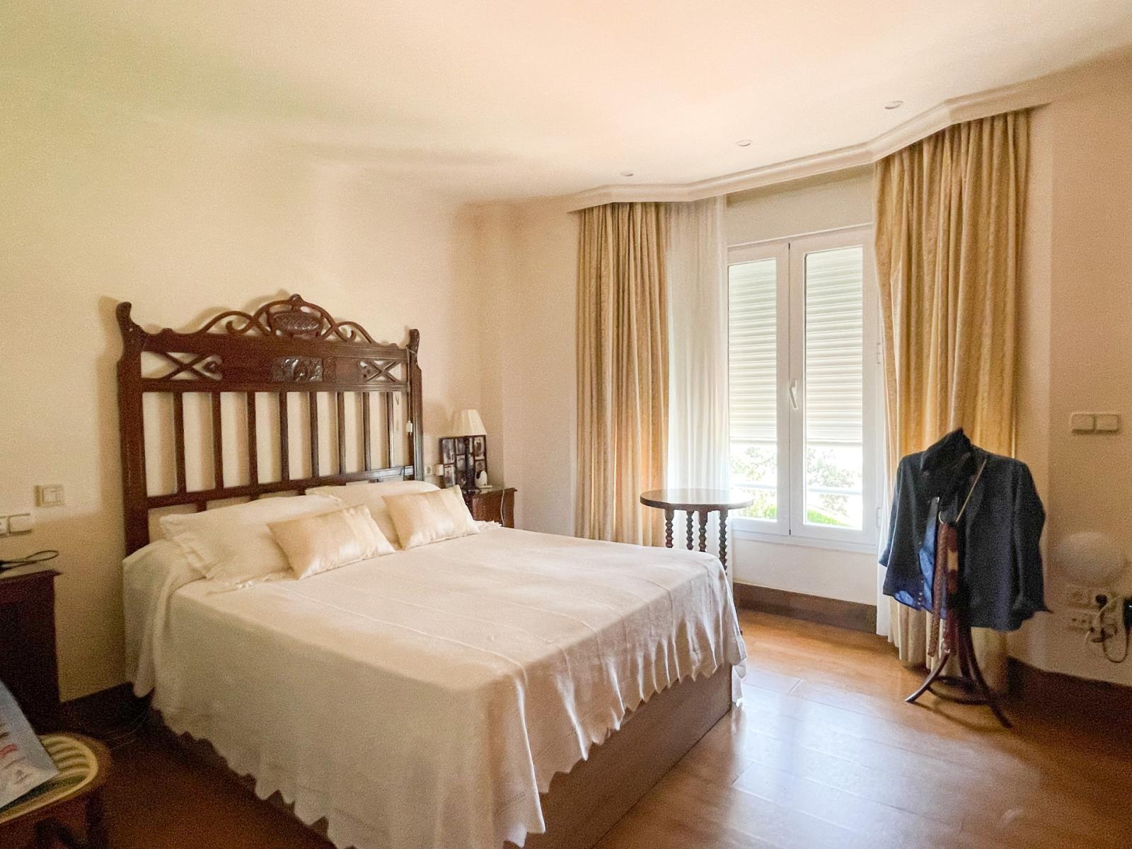 Villa for Sale in Antequera