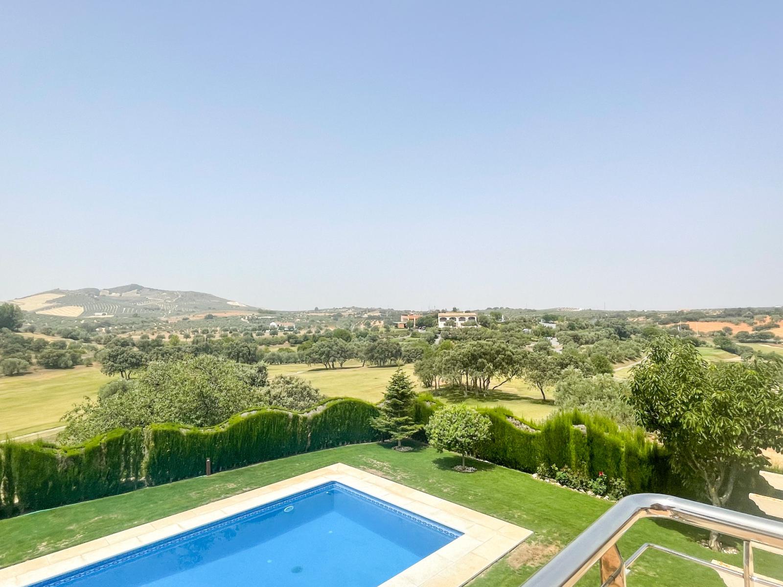 Villa for Sale in Antequera