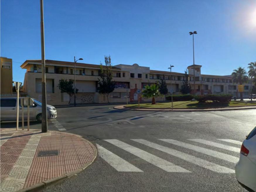 Edificio en Venta en Roquetas de Mar