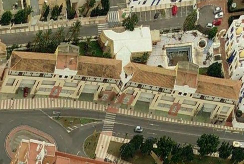 Edificio en Venta en Roquetas de Mar