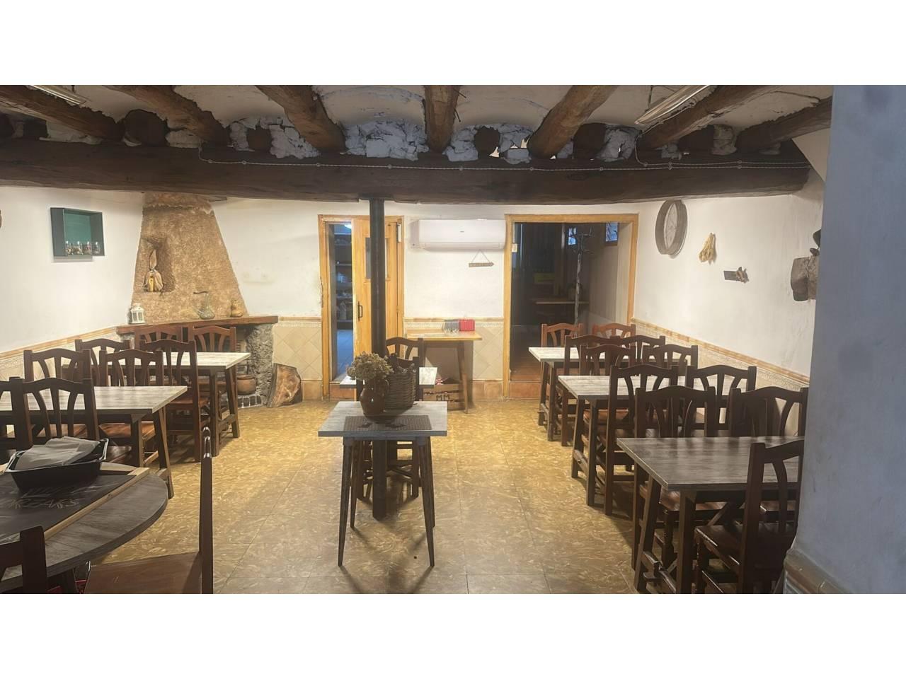 Premise for Rent in La Llacuna