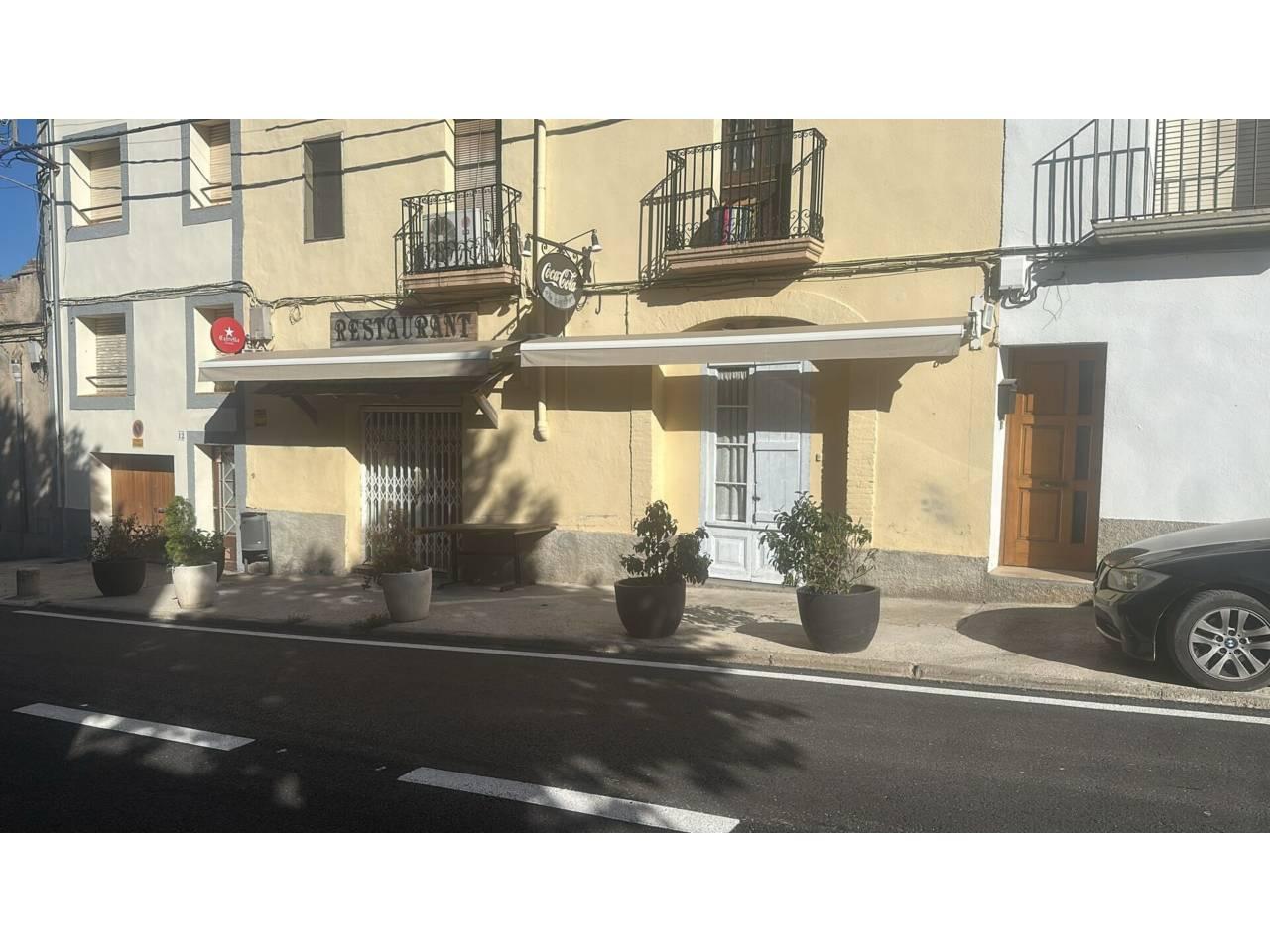 Premise for Rent in La Llacuna