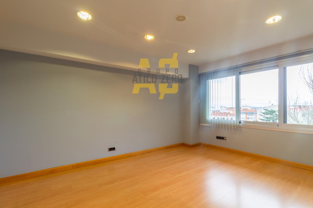 Office for Sale in Vigo