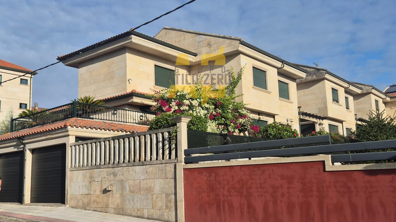 Pareado en Venta en Nigrán