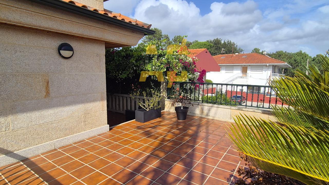 Pareado en Venta en Nigrán