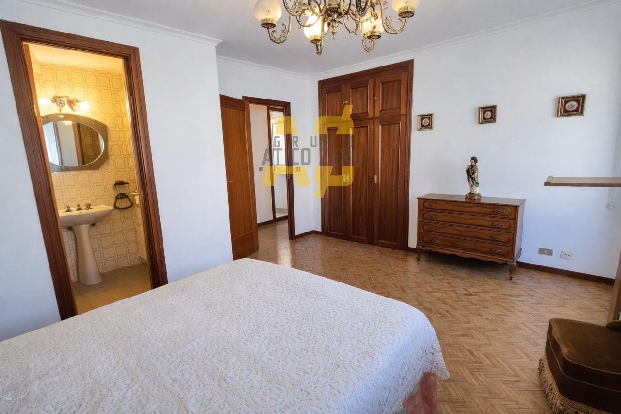 Flat for Sale in Vigo