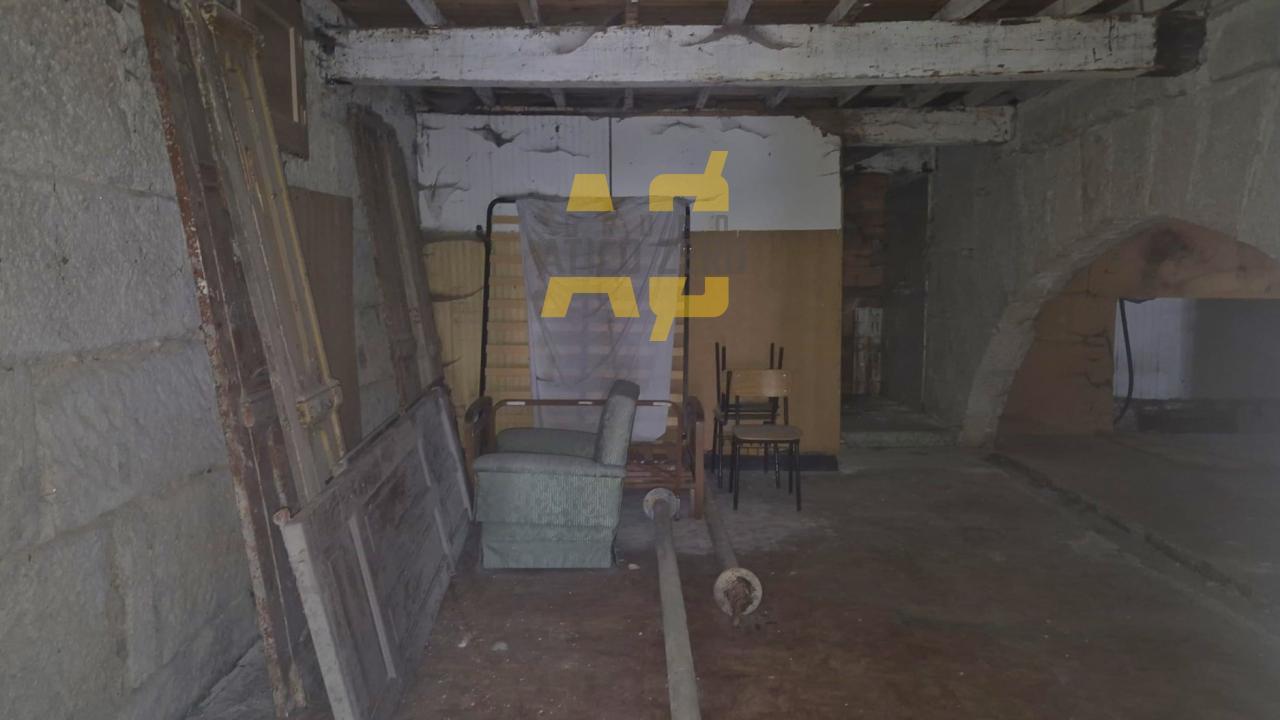 Building for Sale in Vigo