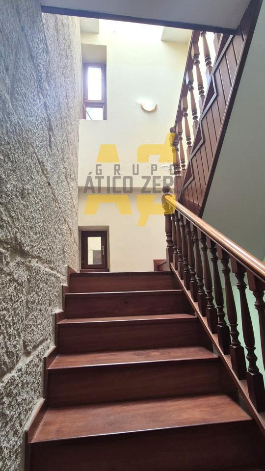Building for Sale in Vigo