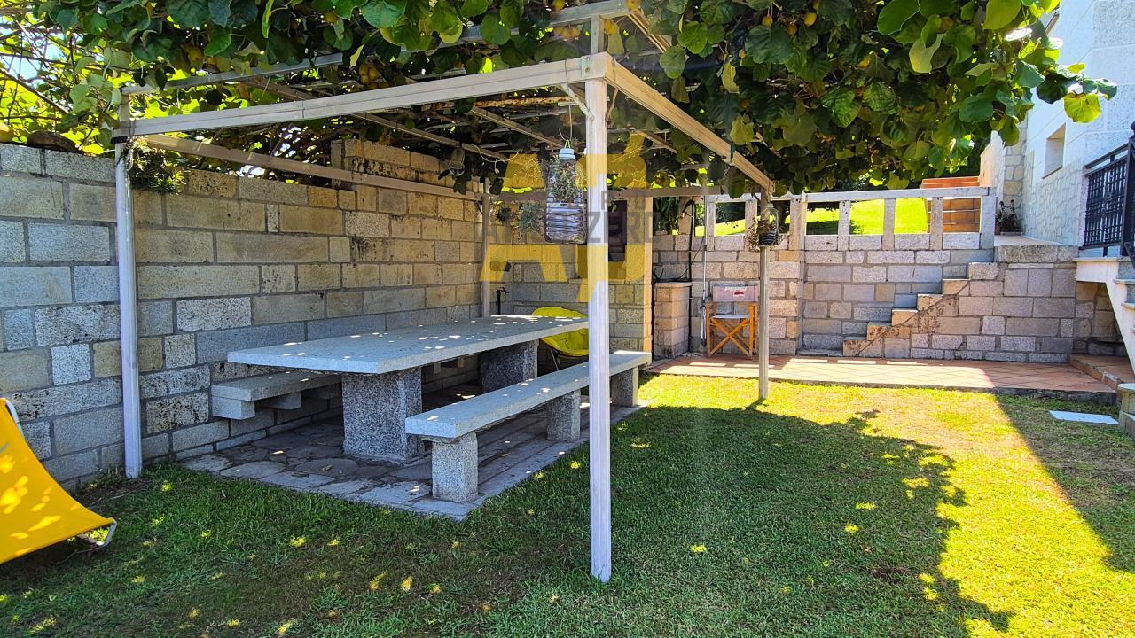 Chalet for Sale in Redondela