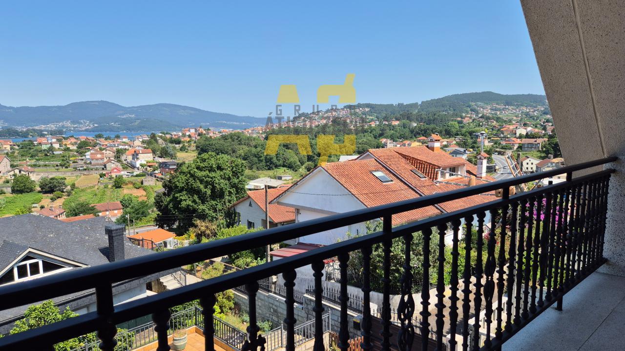 Chalet for Sale in Redondela