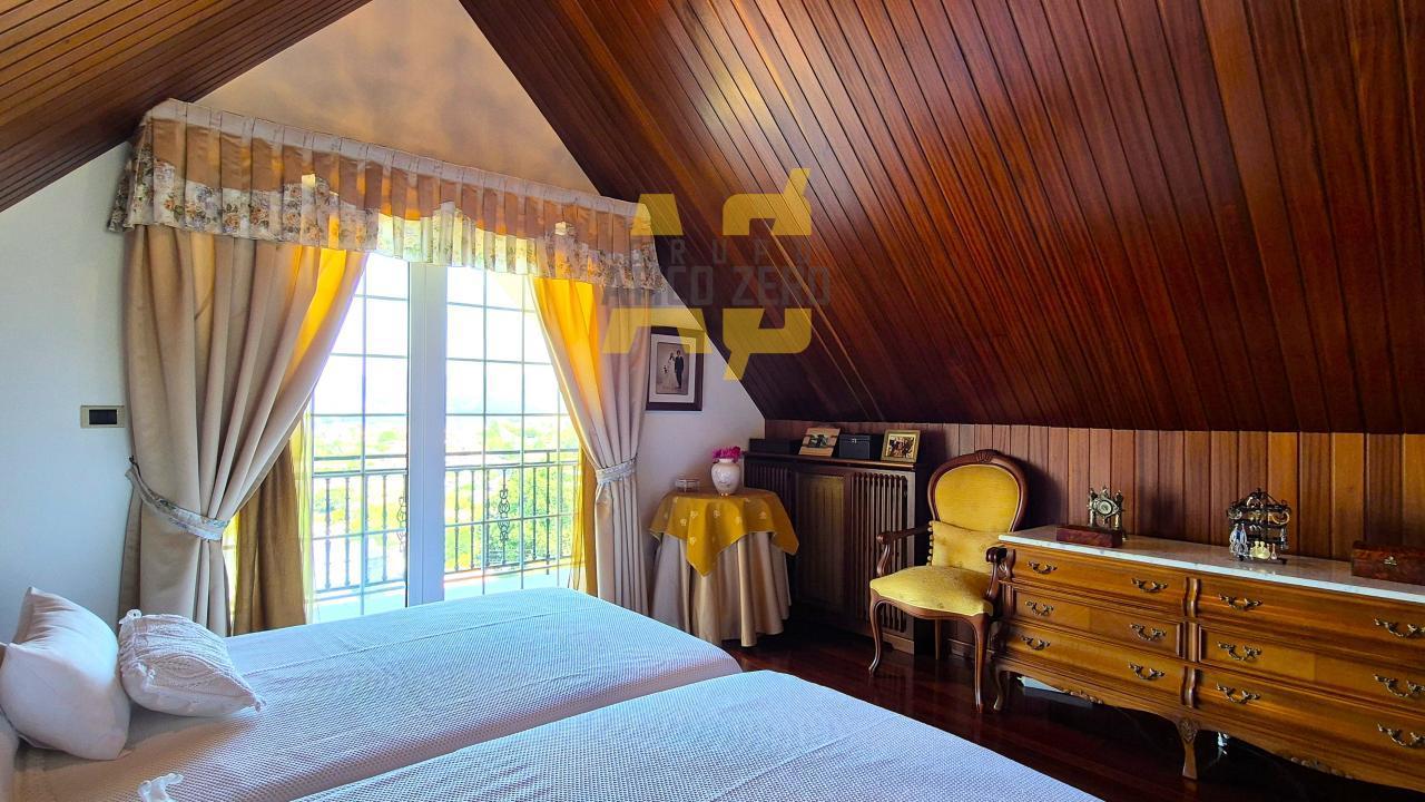 Chalet for Sale in Redondela