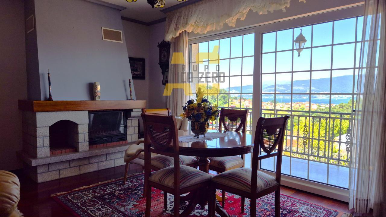 Chalet for Sale in Redondela