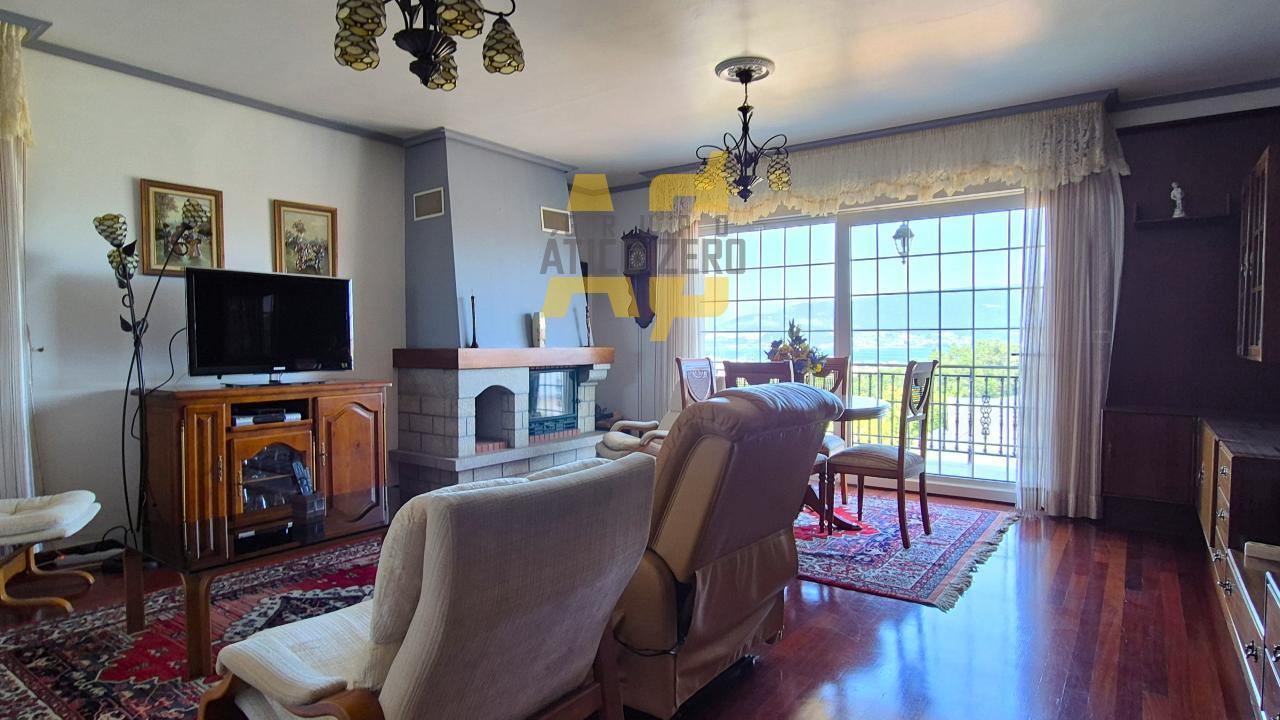 Chalet for Sale in Redondela