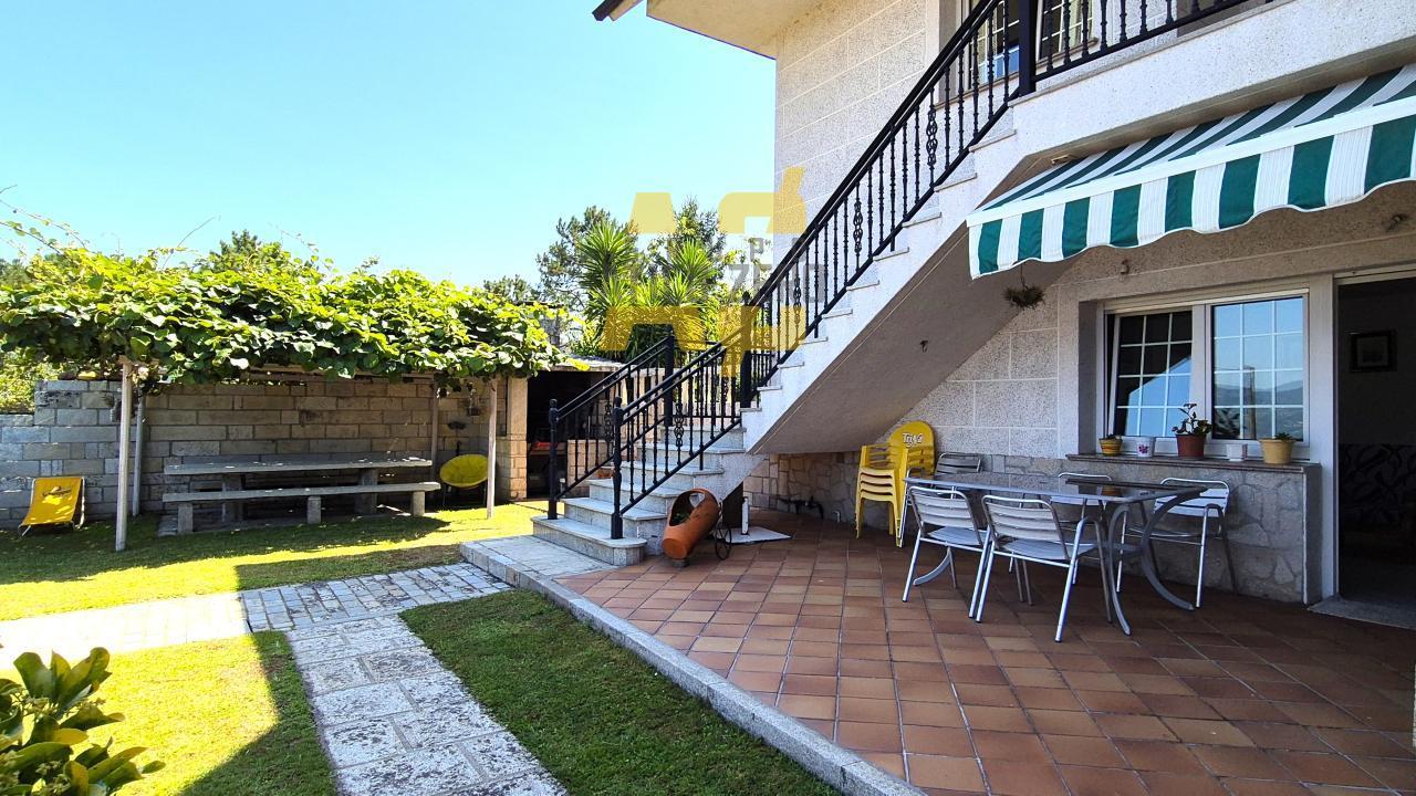 Chalet for Sale in Redondela