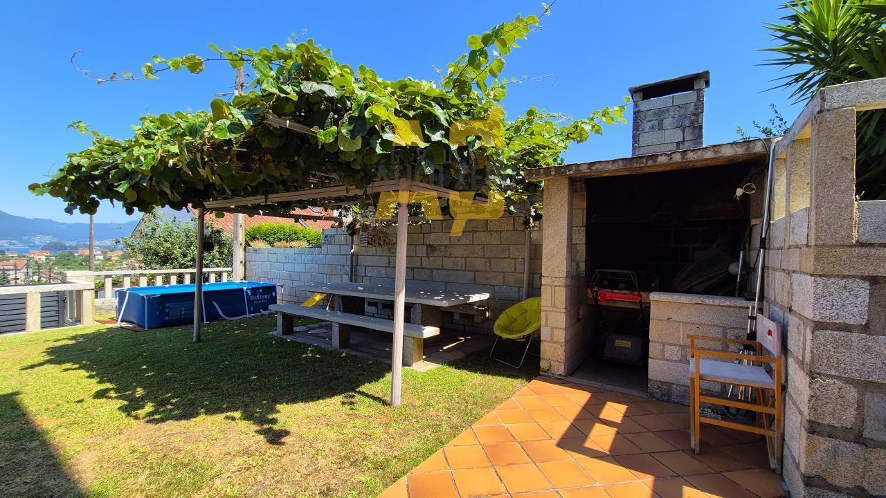 Chalet for Sale in Redondela