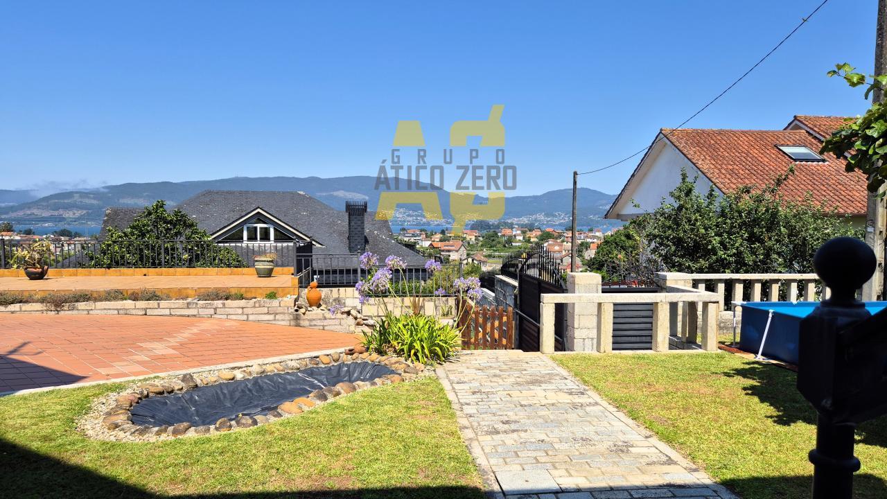 Chalet for Sale in Redondela