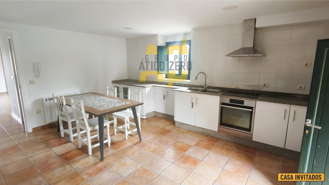 House for Sale in Cangas