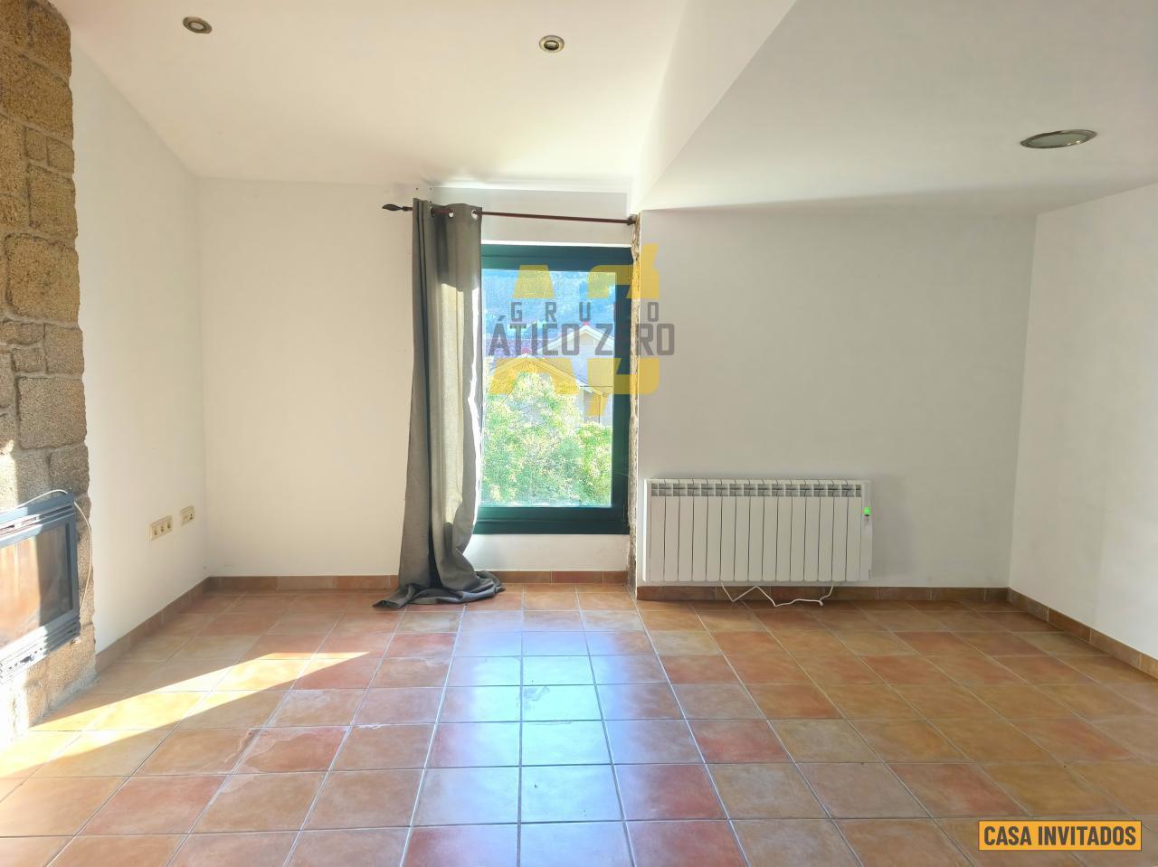 House for Sale in Cangas