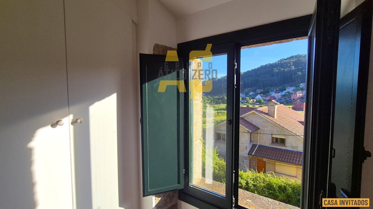 House for Sale in Cangas